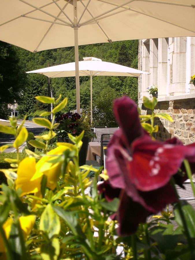 Logis L'Ermitage, Bistrot Des Saveurs Houffalize Exteriér fotografie