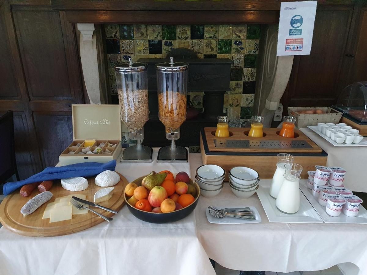 Logis L'Ermitage, Bistrot Des Saveurs Houffalize Exteriér fotografie